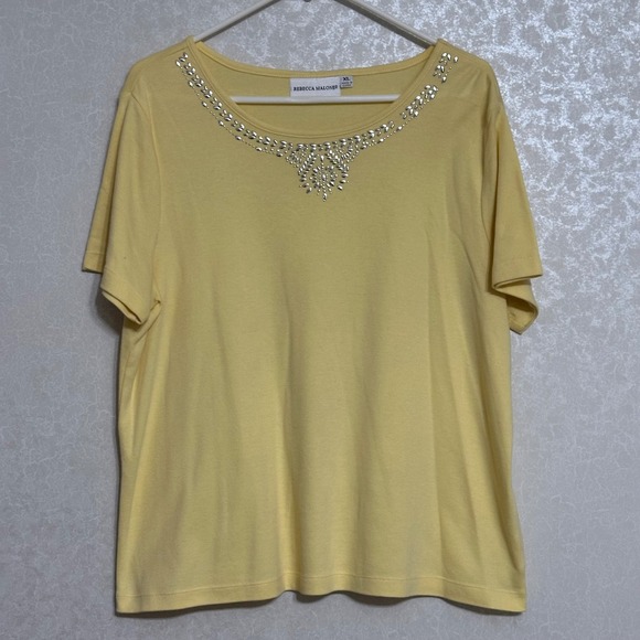 Rebecca Malone Tops - Rebecca Malone Embellished Rhinestone Scoop Neck Tee Pastel Yellow Casual Sz XL
